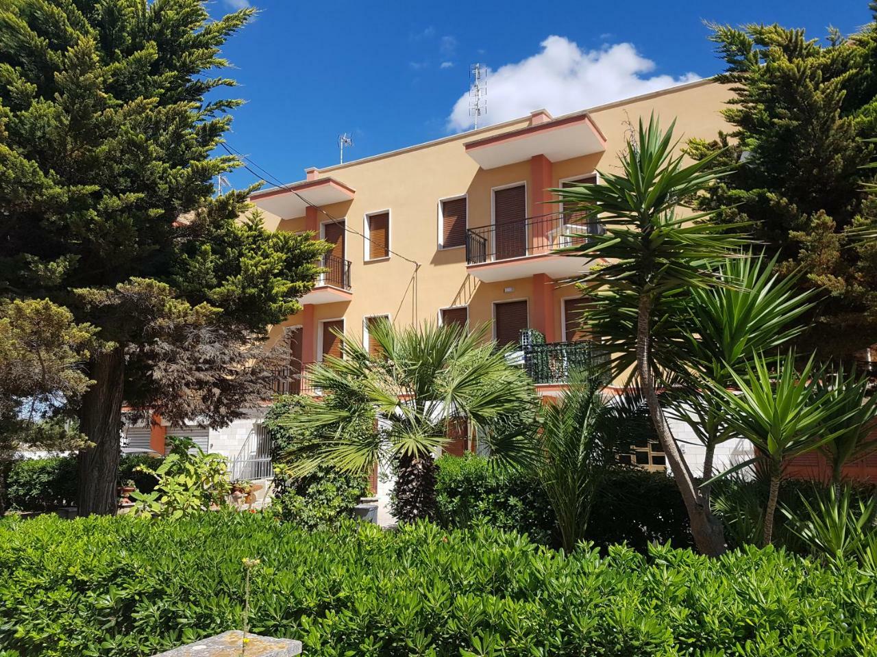 Affittacamere Lido Rivabella 加利波利 外观 照片